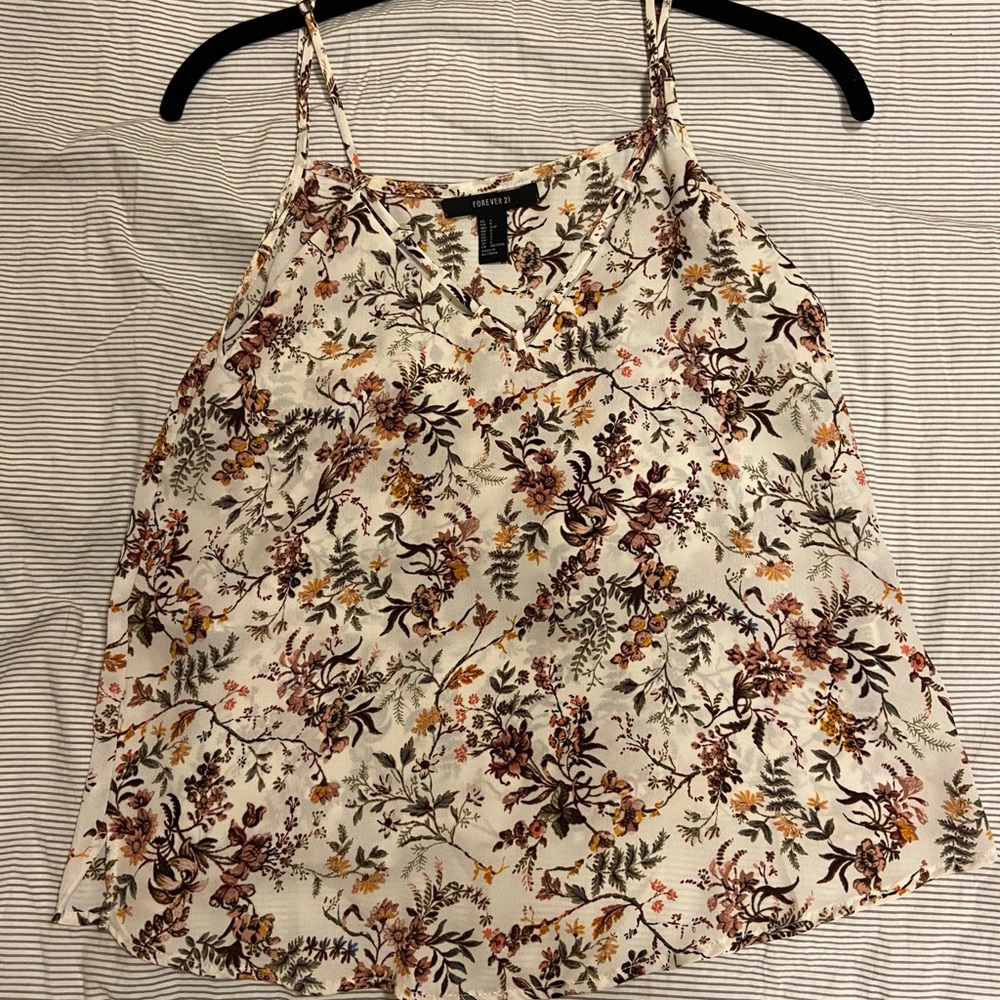 Floral forever 21 flowy tank top/blouse